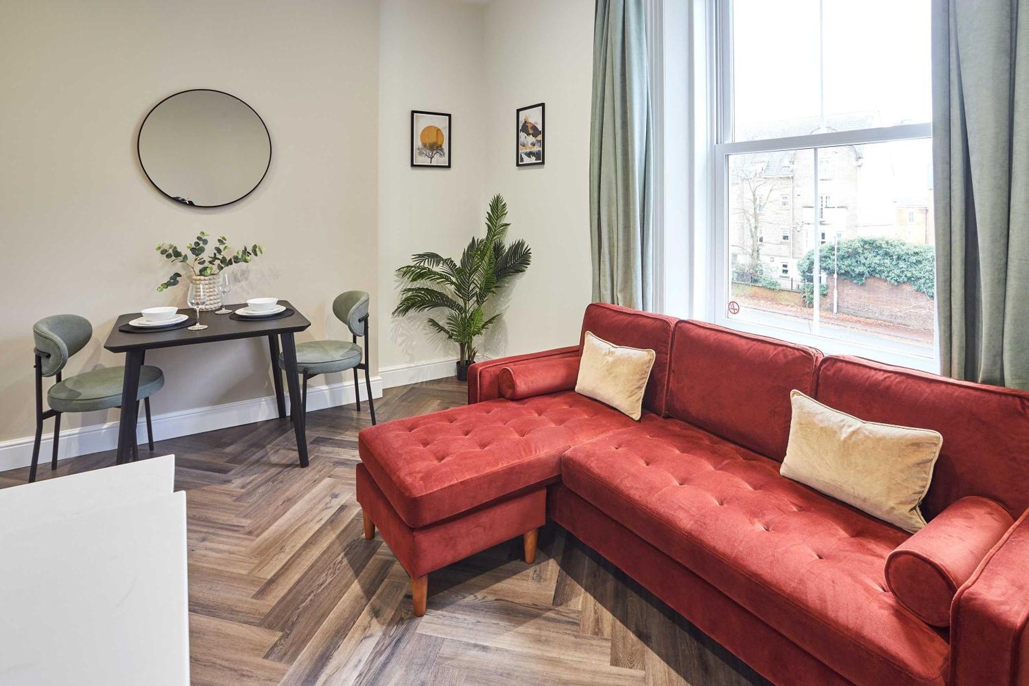 Host & - Upton House Apartamento