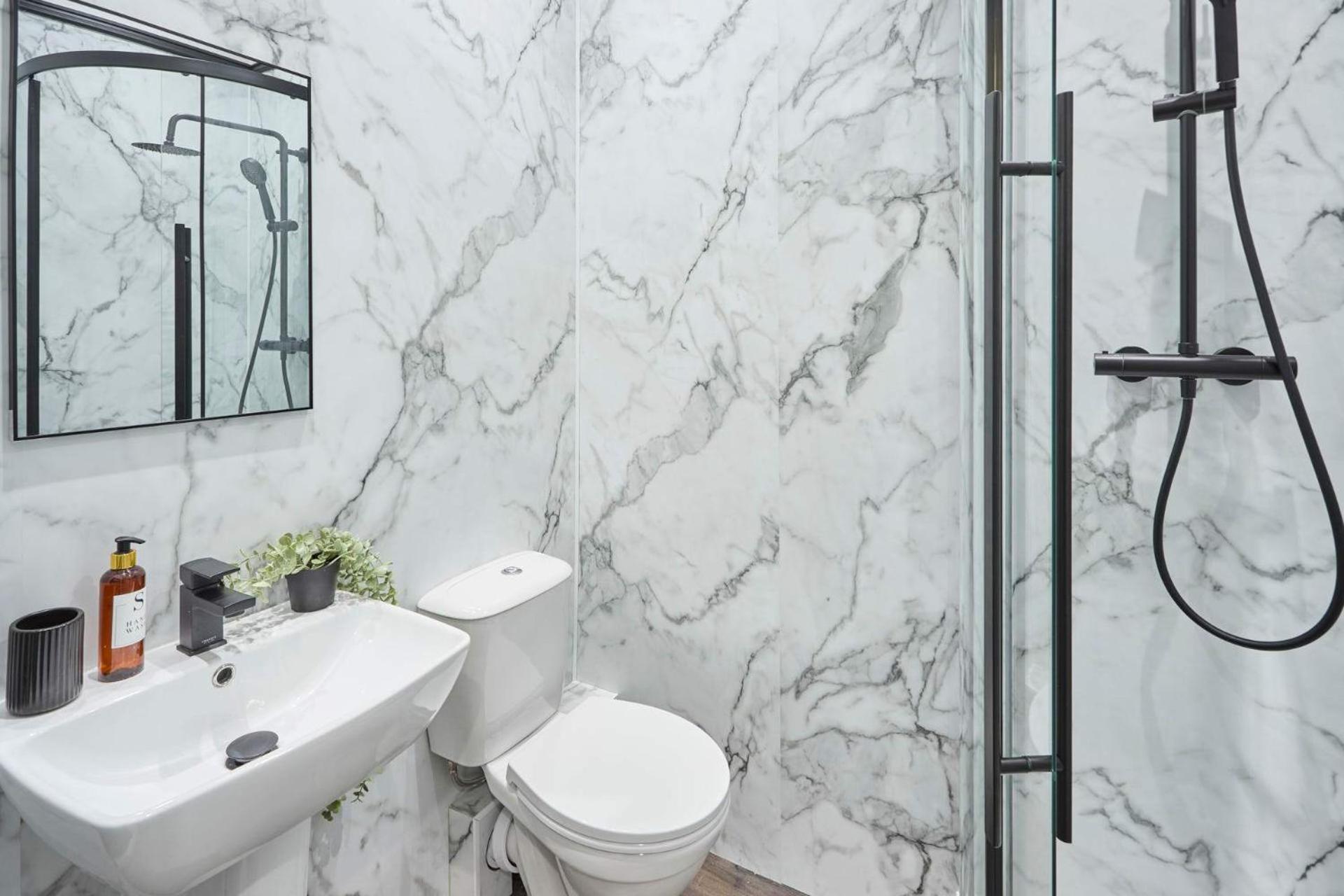 Host & - Upton House Apartamento *